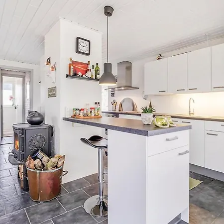 Two-bedroom In Holiday home Spottrup