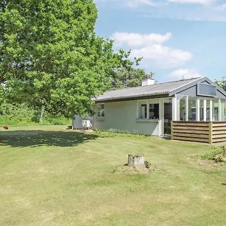 Two-bedroom In Holiday home